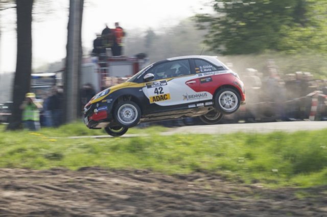 adac_opelrallye_cup_2013_2laufsulingen_015_hires.jpg